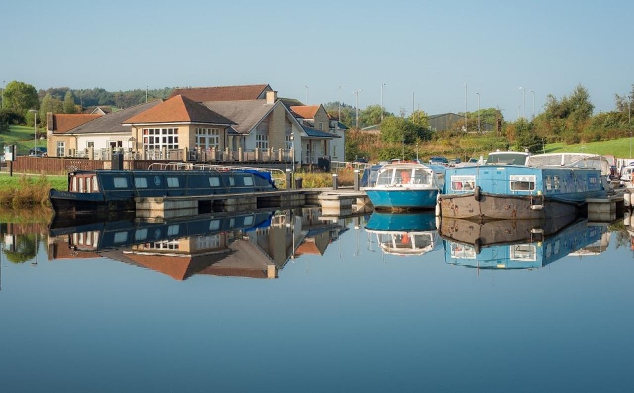 Hotel The Boat House Kilsyth Exterior foto